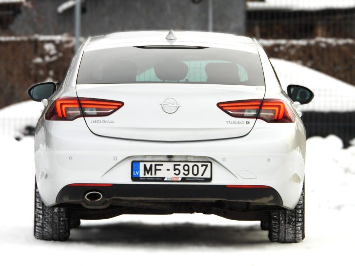 OPEL INSIGNIA
