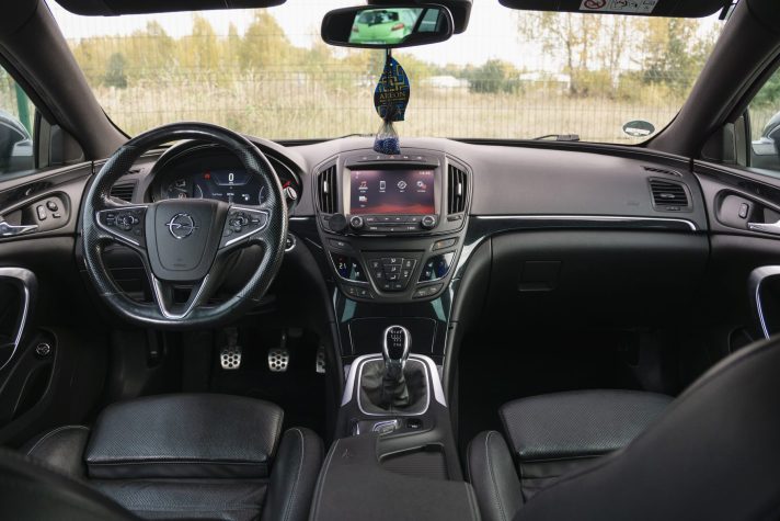 OPEL INSIGNIA SPORTS TOURER SW