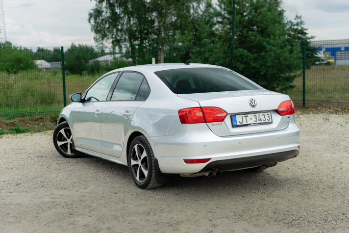 VW JETTA