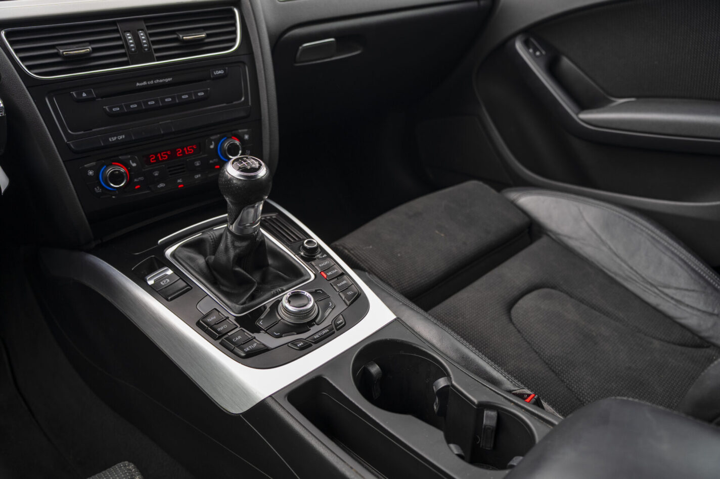 AUDI A4 S-LINE