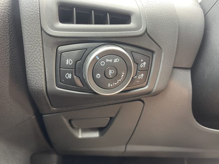 Ford Focus 1.0 Benzins 2017 gads