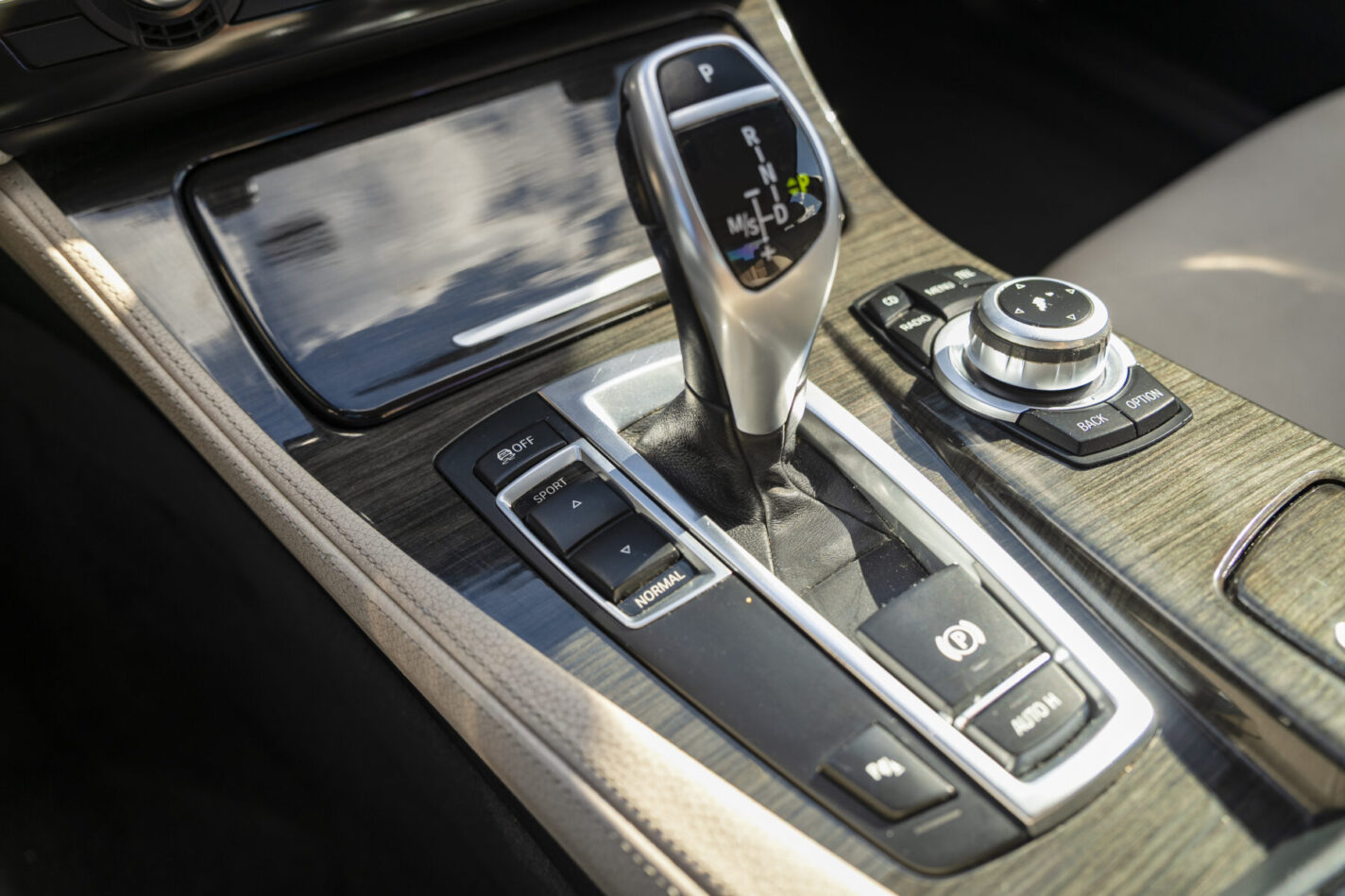 BMW 525