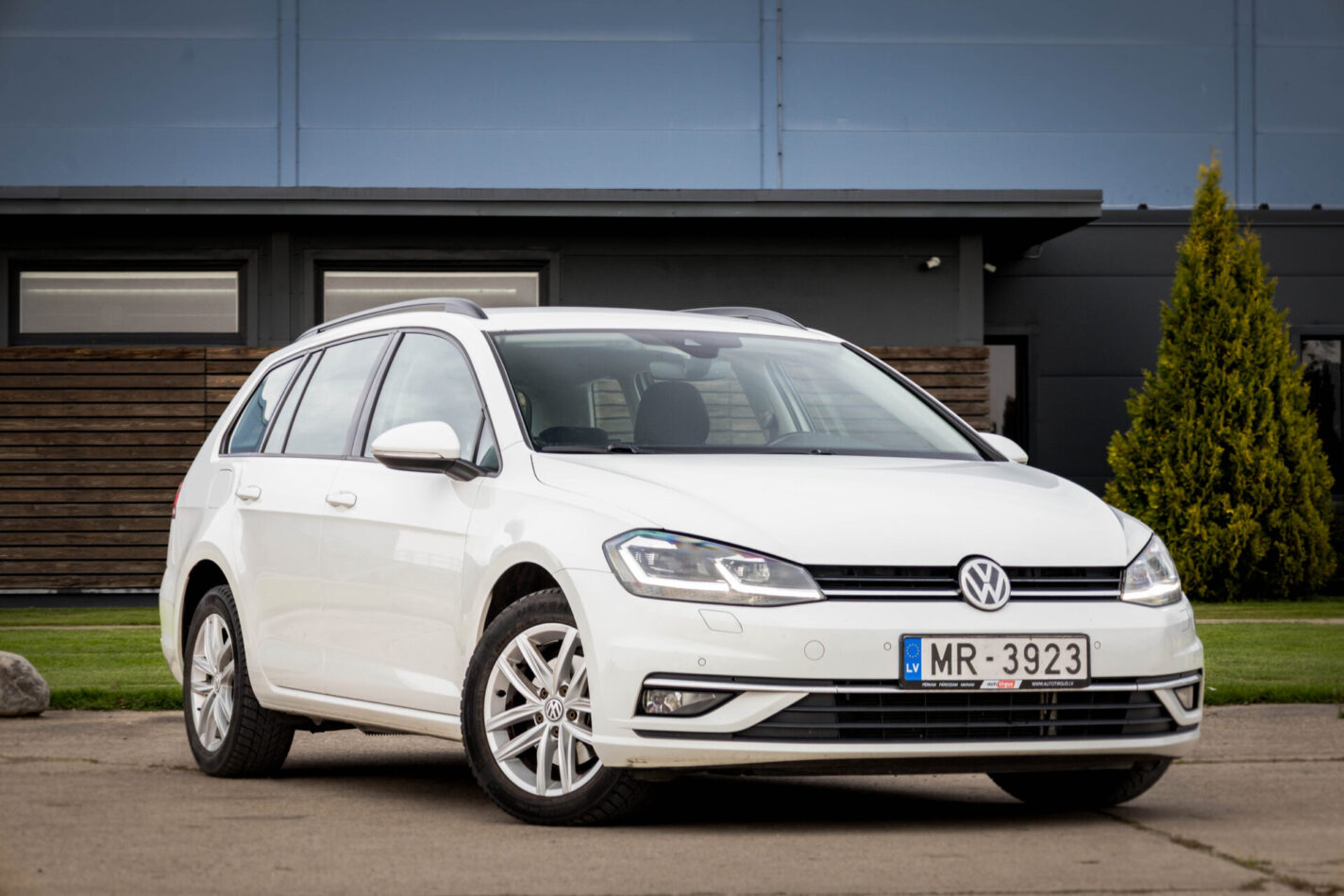 VW GOLF