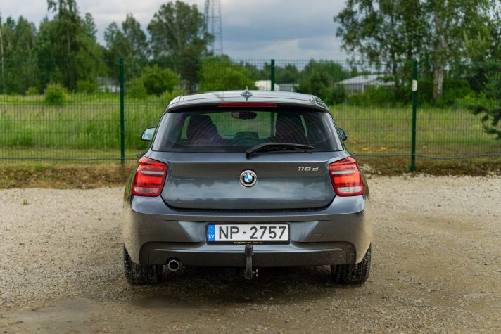 BMW 118