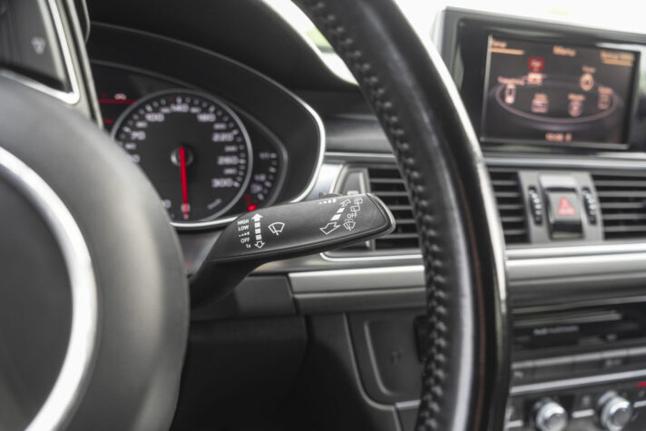AUDI A6 AVANT QUATTRO