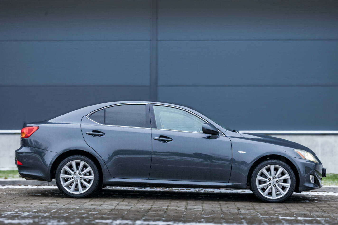 LEXUS IS 220