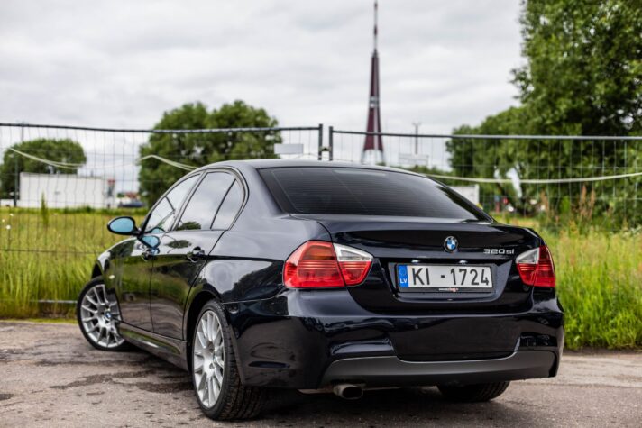 BMW 320SI