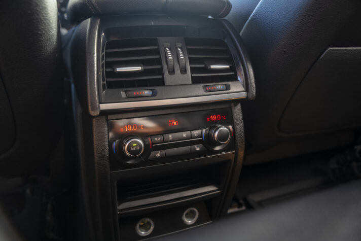 BMW X6 M50D