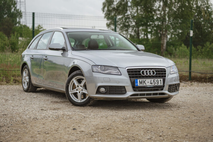 AUDI A4 QUATTRO