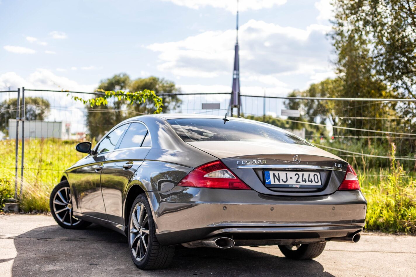 MERCEDES BENZ CLS 320
