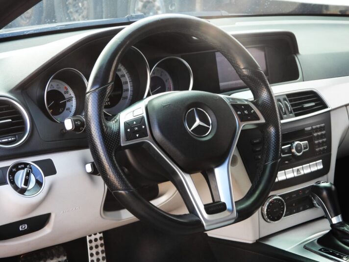 MERCEDES BENZ C350