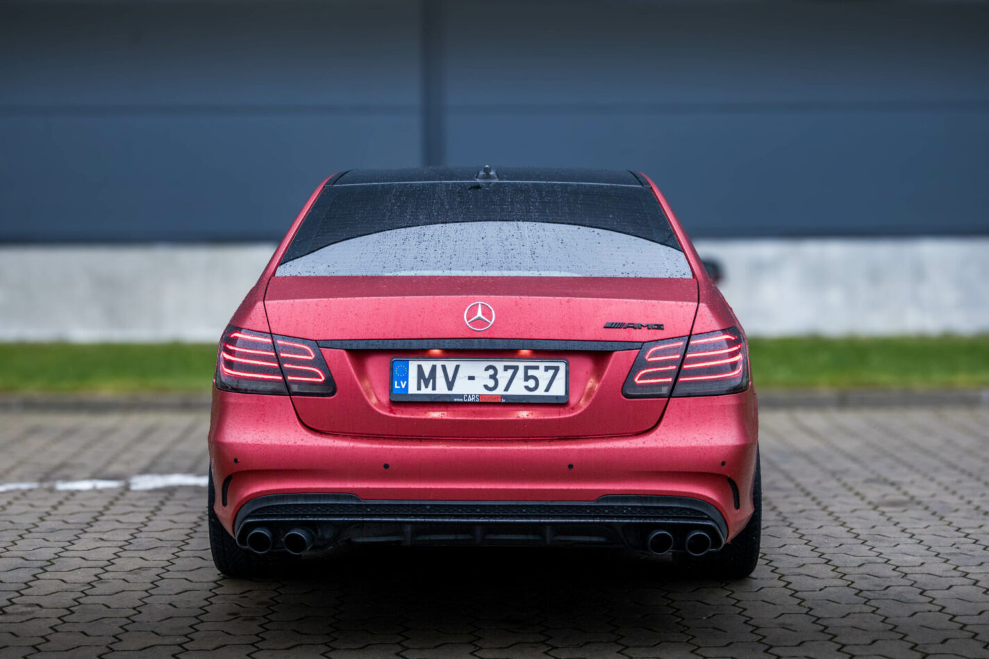 MERCEDES BENZ E200 CDI
