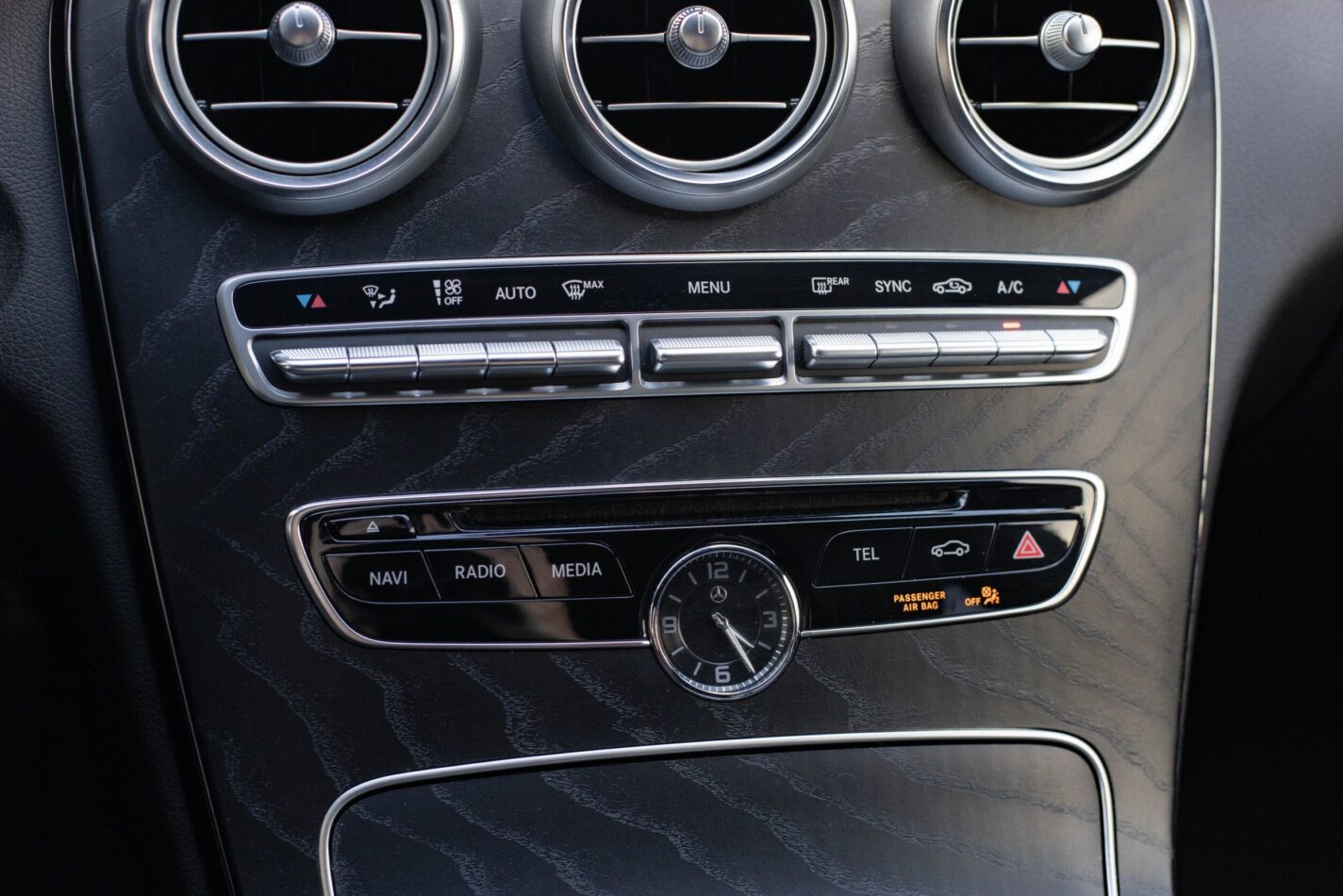 MERCEDES BENZ C200D