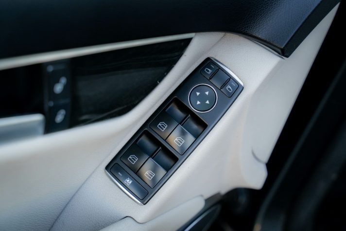 MERCEDES BENZ C220 CDI
