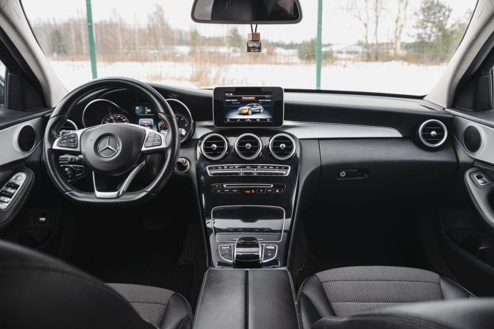 MERCEDES BENZ C220 BLUETEC