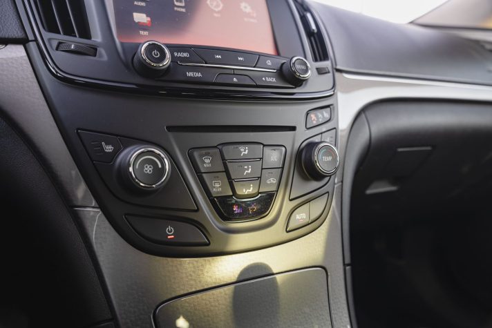 OPEL INSIGNIA SPORTS TOURER SW