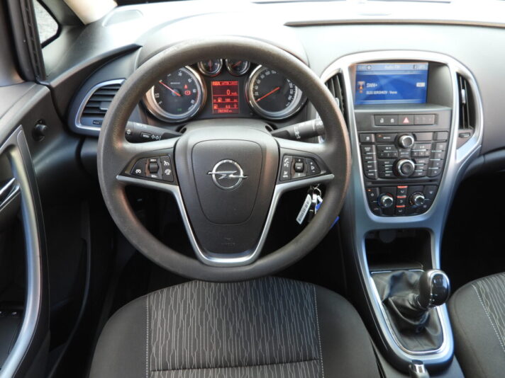 OPEL ASTRA SPORTS TOURER