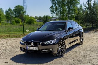 BMW 330