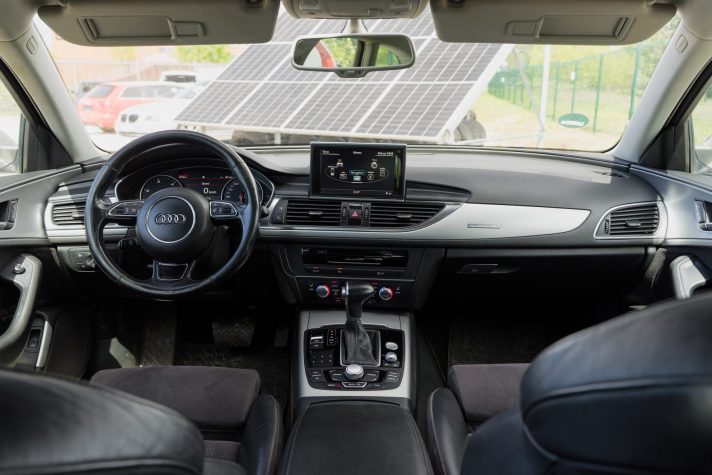 AUDI A6 AVANT S-LINE QUATTRO