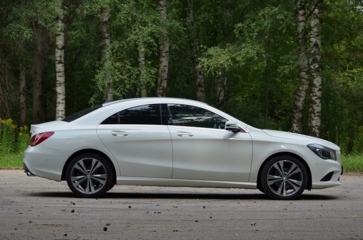Mercedes-Benz Cla220 Sedans 2.2Cdi (125kw- 170z/s) Dīzelis ar automatisko ātrumkārbu.