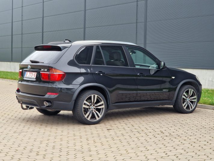 BMW X5 faclift 3D, Tikko ievests no Beļģijas. Teicama tehniskā un vizuālā stāvoklī.