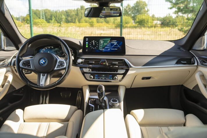BMW 530E M-PACK