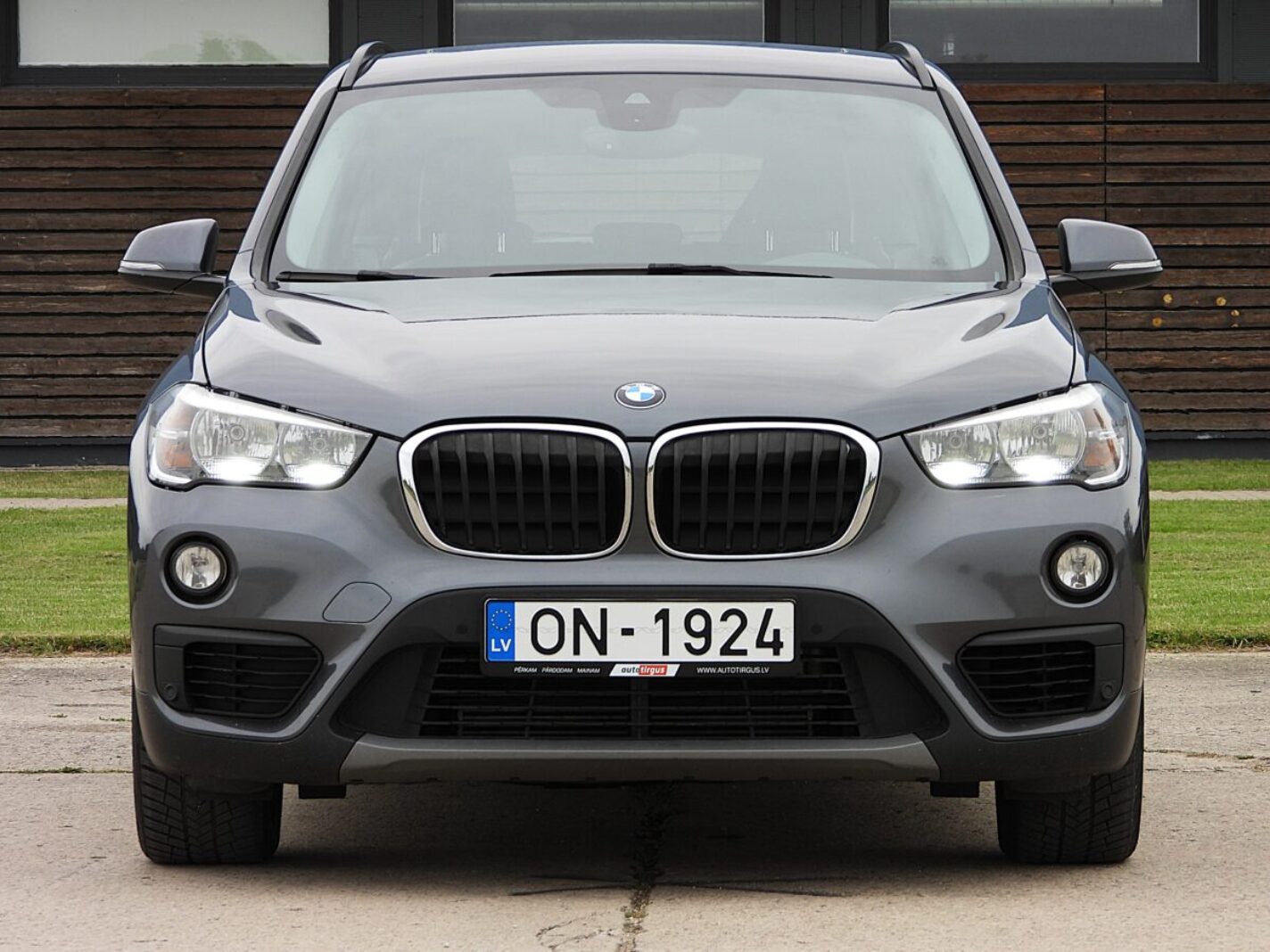 BMW X1