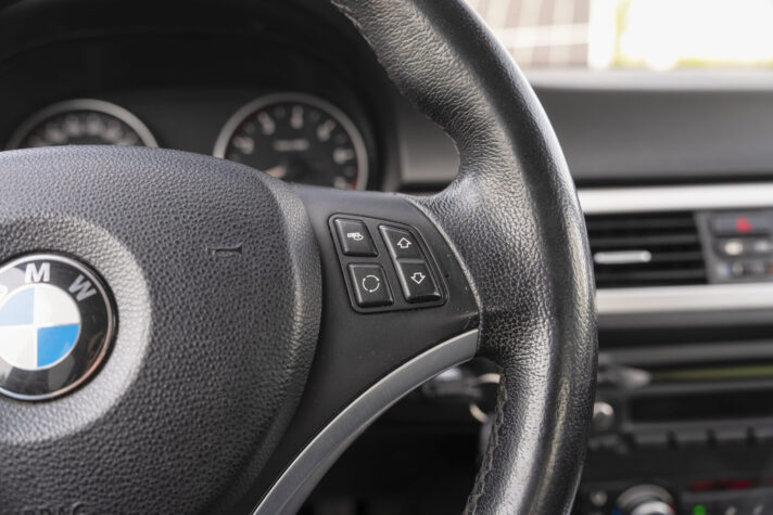 BMW 325I