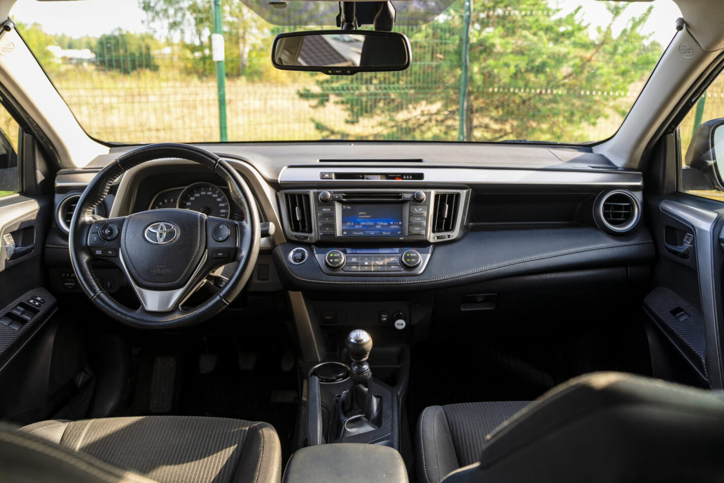 TOYOTA RAV 4