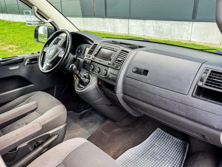 VW MULTIVAN STARTLINE
