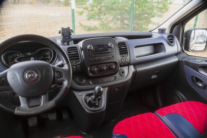 OPEL VIVARO-B