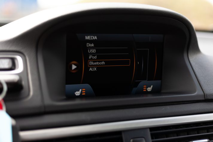 VOLVO V70 TWILIGHT BRONZE
