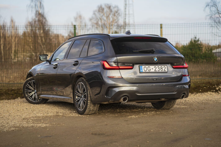 BMW 318I M-PACK