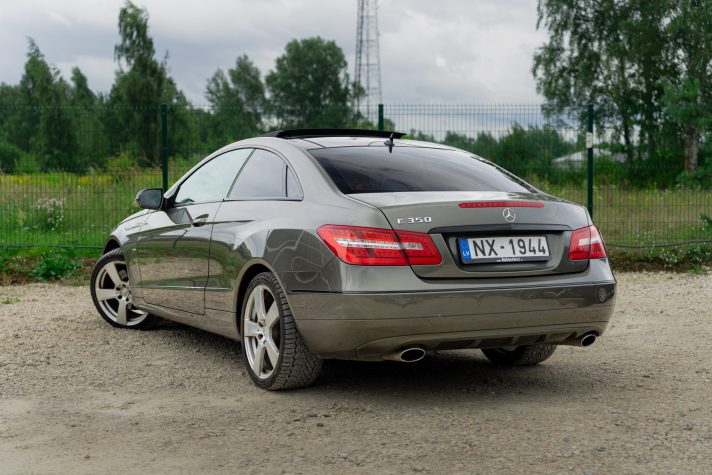 MERCEDES BENZ E350