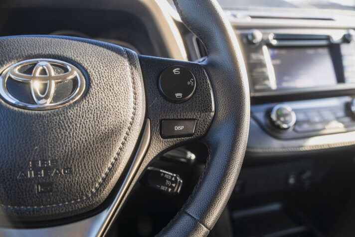 TOYOTA RAV 4