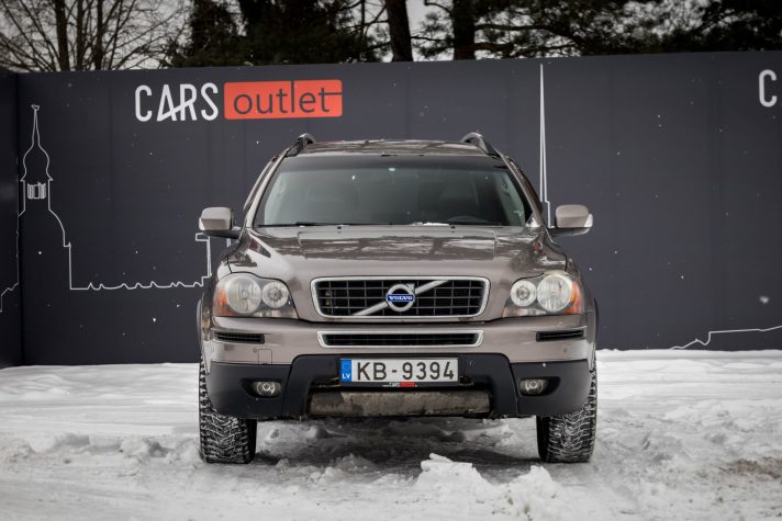 VOLVO XC90