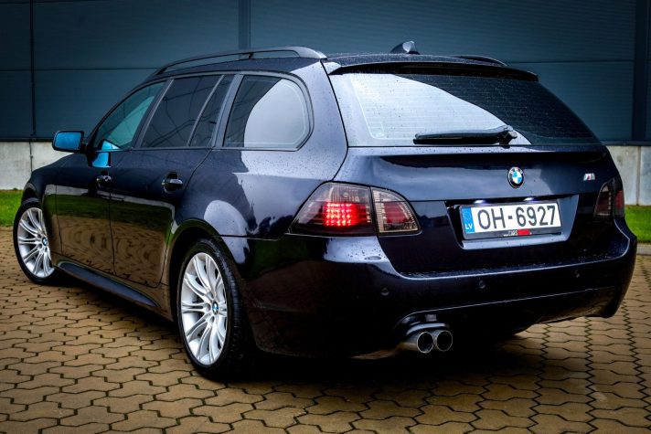 BMW 525