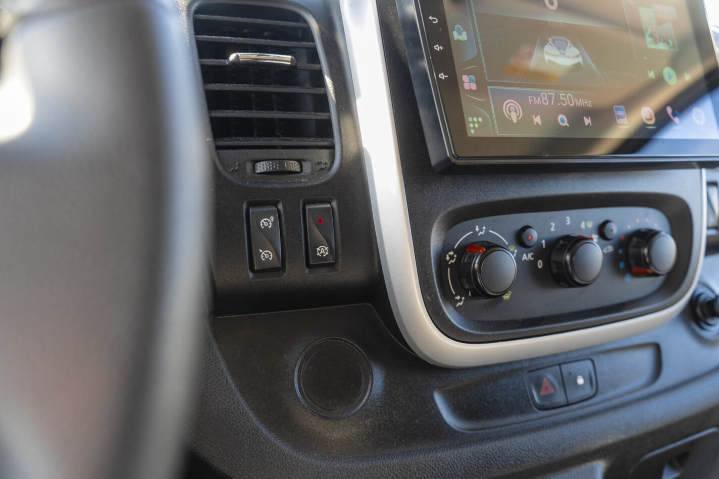 OPEL VIVARO-B