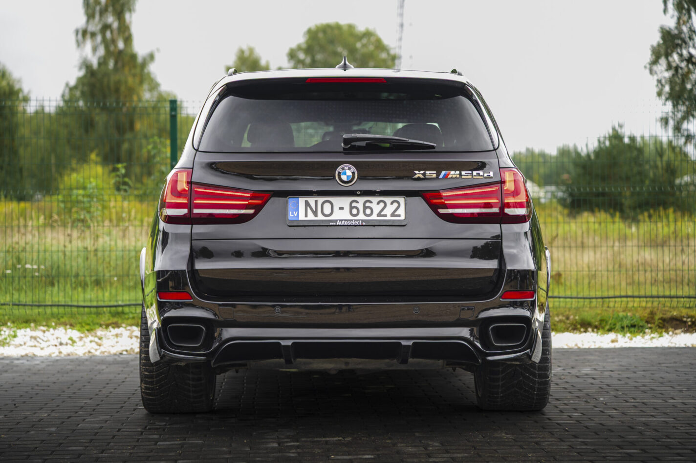 BMW X5 M50D