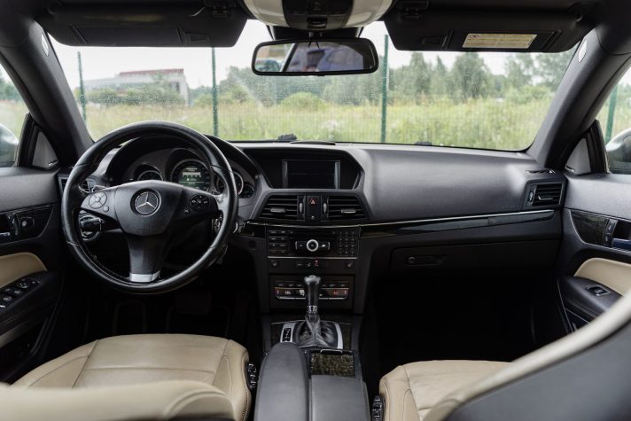 MERCEDES BENZ E350
