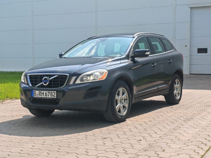 VOLVO XC60 2.4 D5, 151KW.