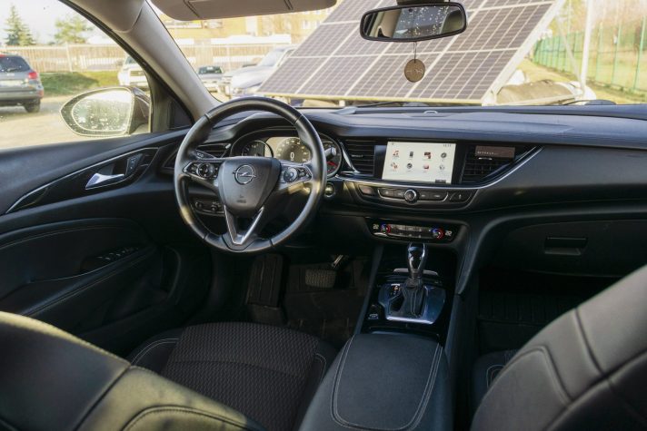 OPEL INSIGNIA GRAND TOURER
