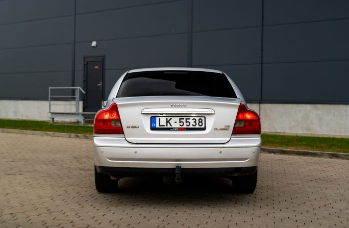 VOLVO S80