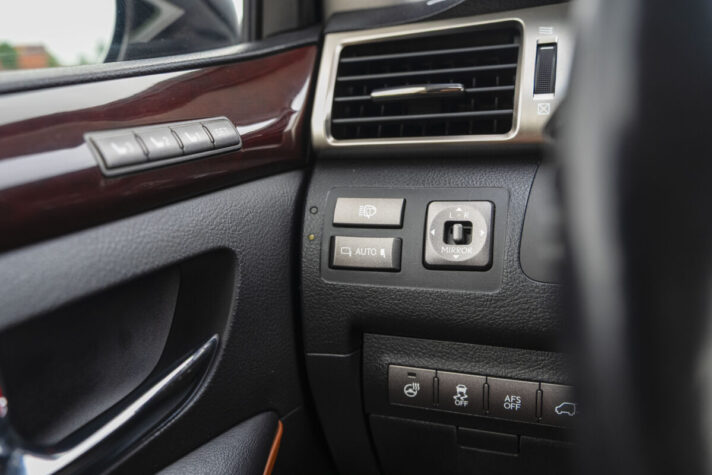 LEXUS LX 570