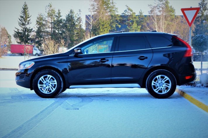 VOLVO XC60 2.4 158KW  SUMMUM AVD AUTOMĀTS