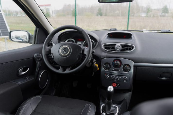 RENAULT CLIO