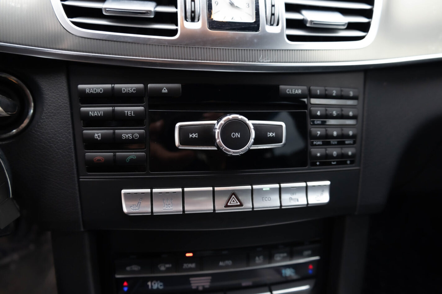 MERCEDES BENZ E200 CDI