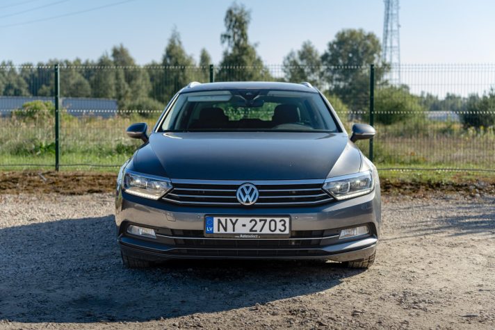 VW PASSAT