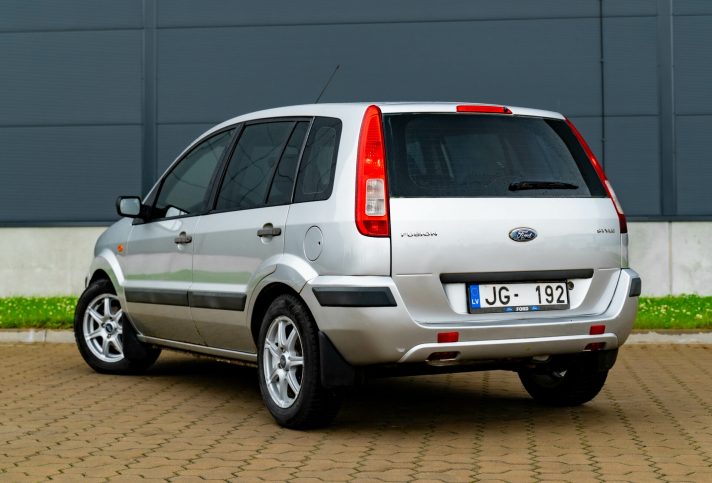 FORD FUSION