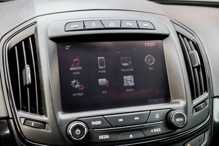 OPEL INSIGNIA SPORTS TOURER SW